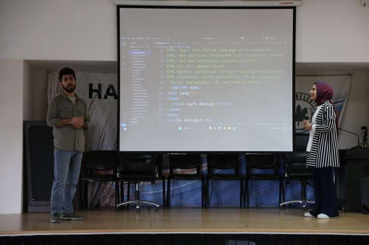 Yazılım Dilleri Eğitim Programı Başladı