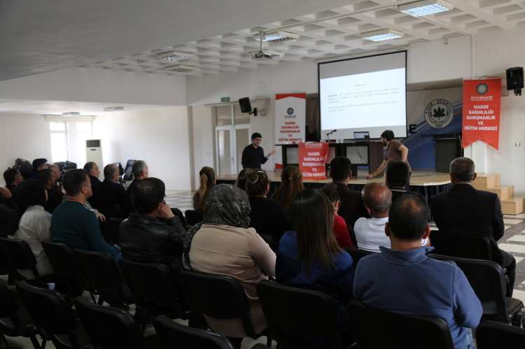 Çınar Belediyesinden personele bağımlılığa ilişkin farkındalık eğitimi