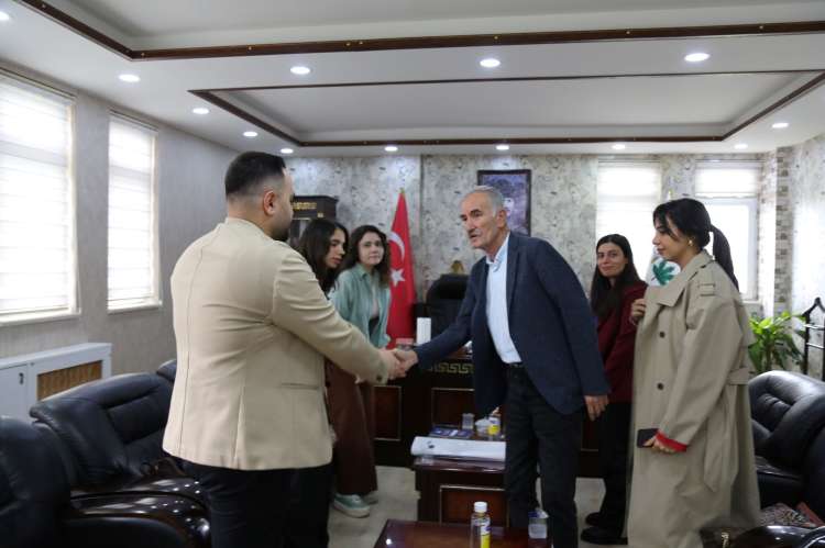 Diyarbakır Barosundan Belediyeye Ziyaret