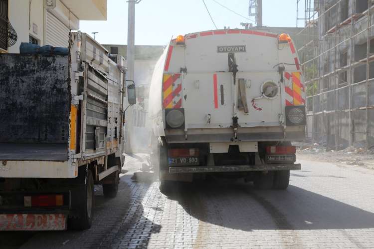 Mahallelerde Atık ve Çöp Temizliği Devam Ediyor