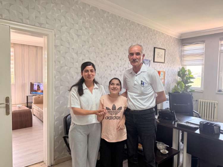 Görme engelli Nisanur, Atlı ve Yılmaz'la sahne alacak