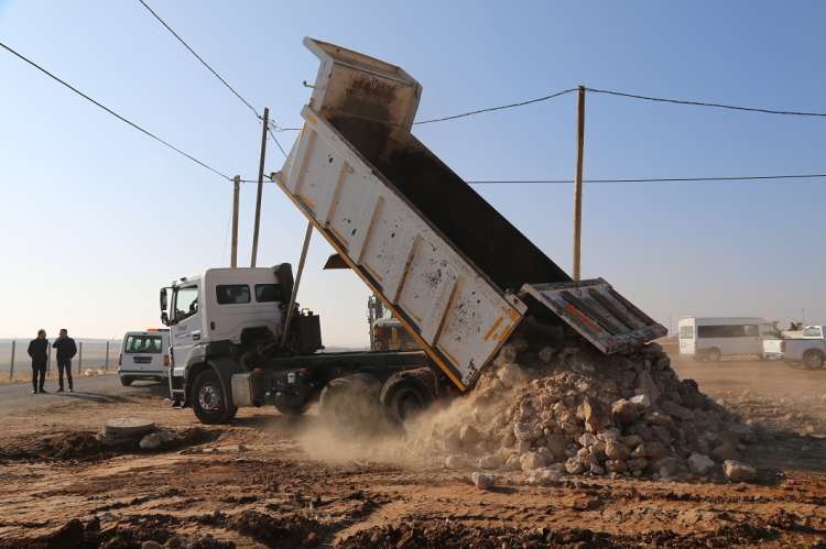 İlçe Merkezinde Yol Yapım Çalışması Başladı