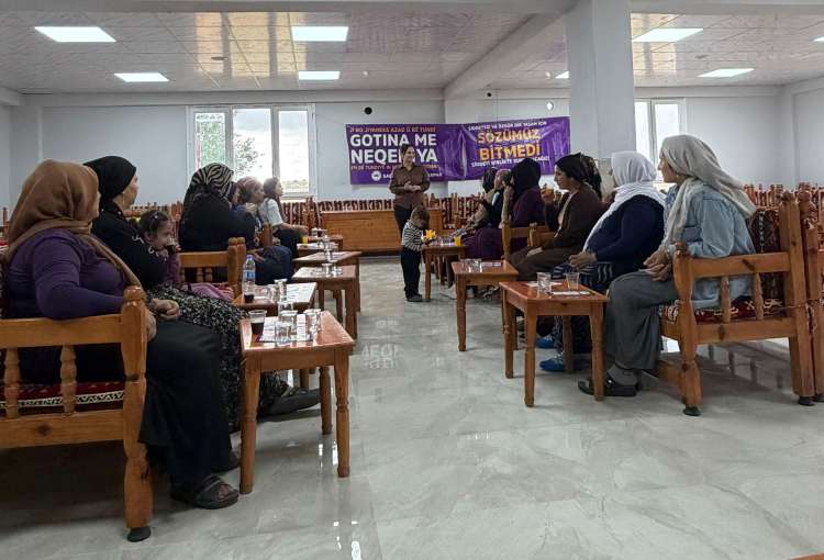  Toplumsal Cinsiyetin Özgürleştirilmesi Eğitimleri Devam Ediyor
