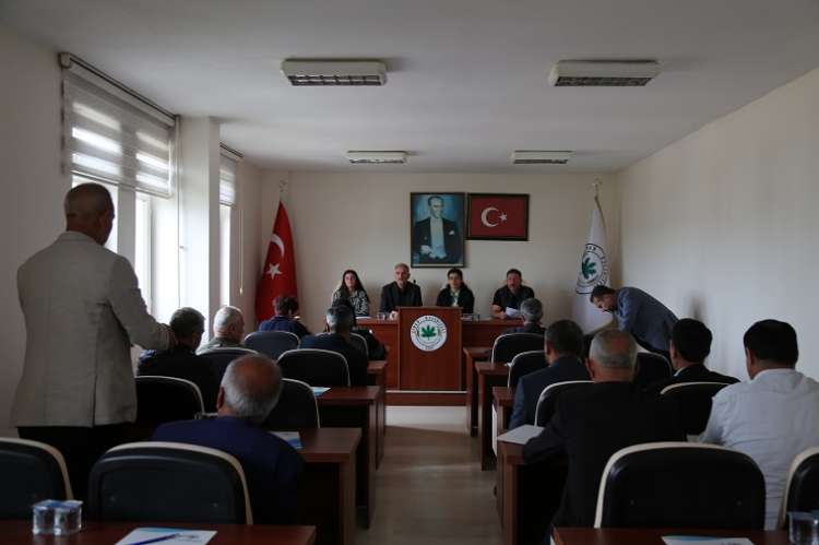 Çınar Belediyesi Bir Caddeye Barış Elçisi Önder’in İsmini Verdi 